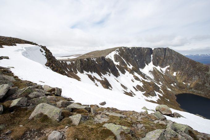 Looking out to the summit of Lochnagar. Photo https://tms.nickbramhall.com/