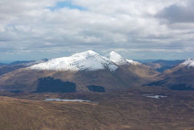 Ben More and Stobinian from Beinn Challum, Cruach Ardrain to right. Photo tms.nickbramhall.com